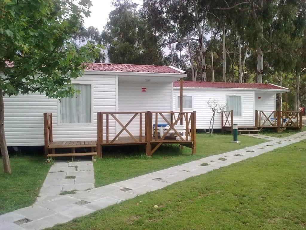 Parque De Campismo Orbitur Evora 호텔 외부 사진